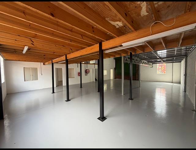 351M² WAREHOUSE TO LET IN HALFWAY HOUSE
